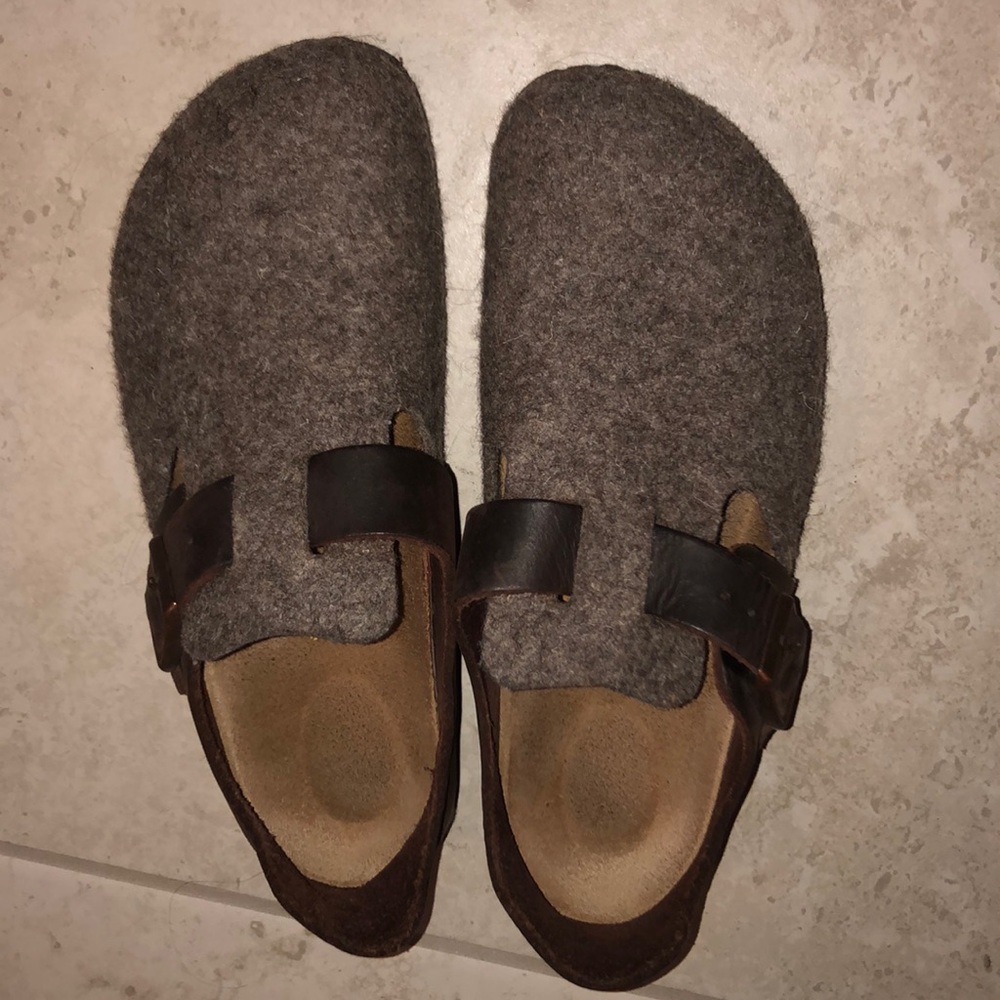 Adorable Birkenstock mules brown leather and wool